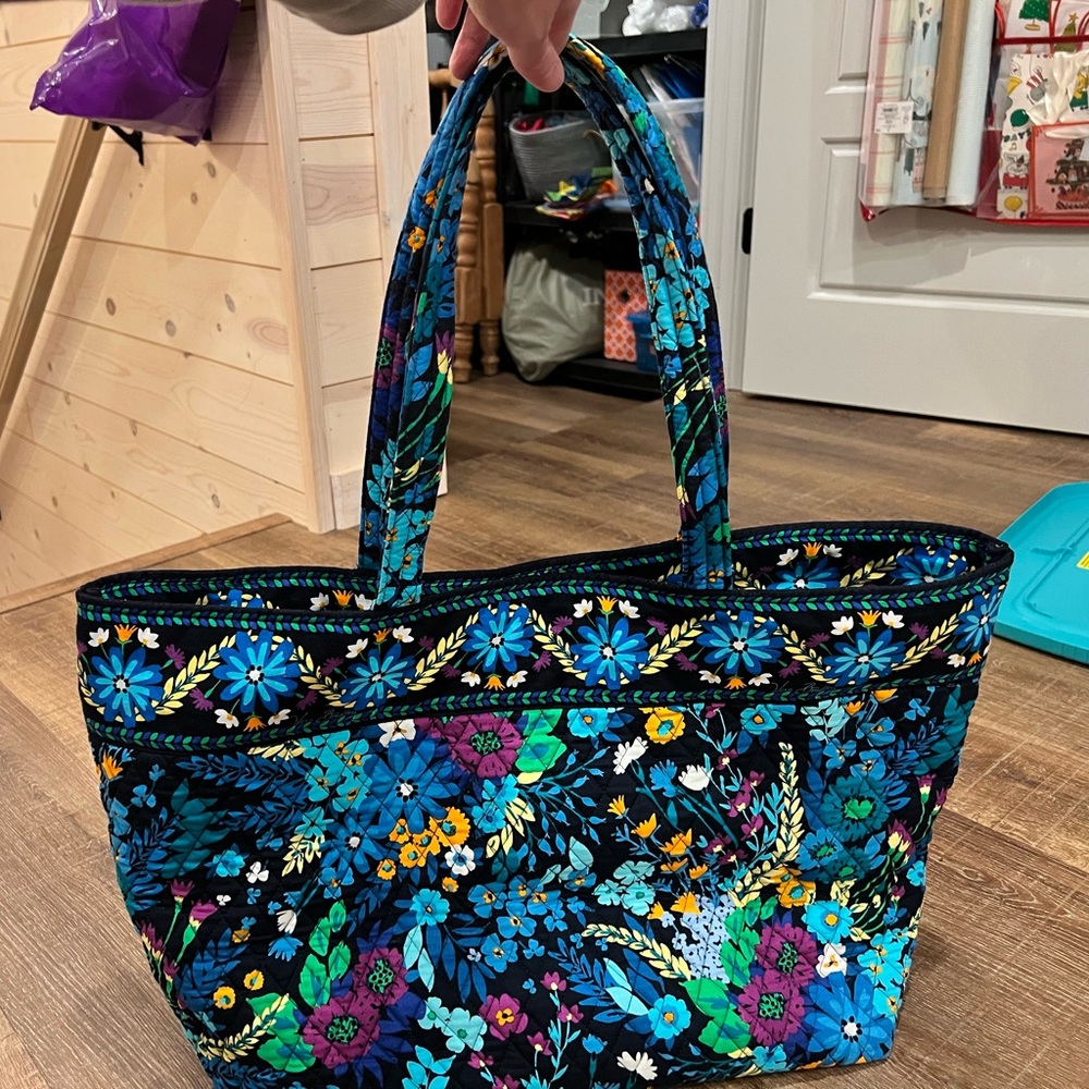 Vera Bradley midnight blues large tote bag